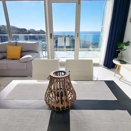 Skyline 30 De 3 Con Vistas Al Mar